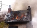 Feuer 3 Reihenhaus komplett ausgebrannt Koeln Poll Auf der Bitzen P067